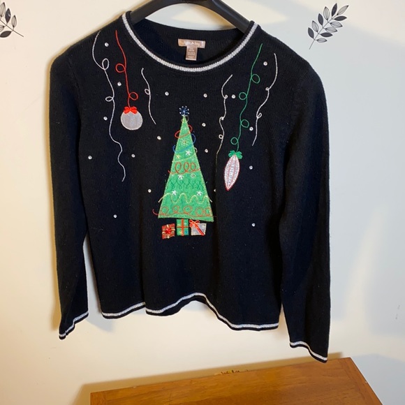 Vintage Christmas Sweater - Picture 1 of 14